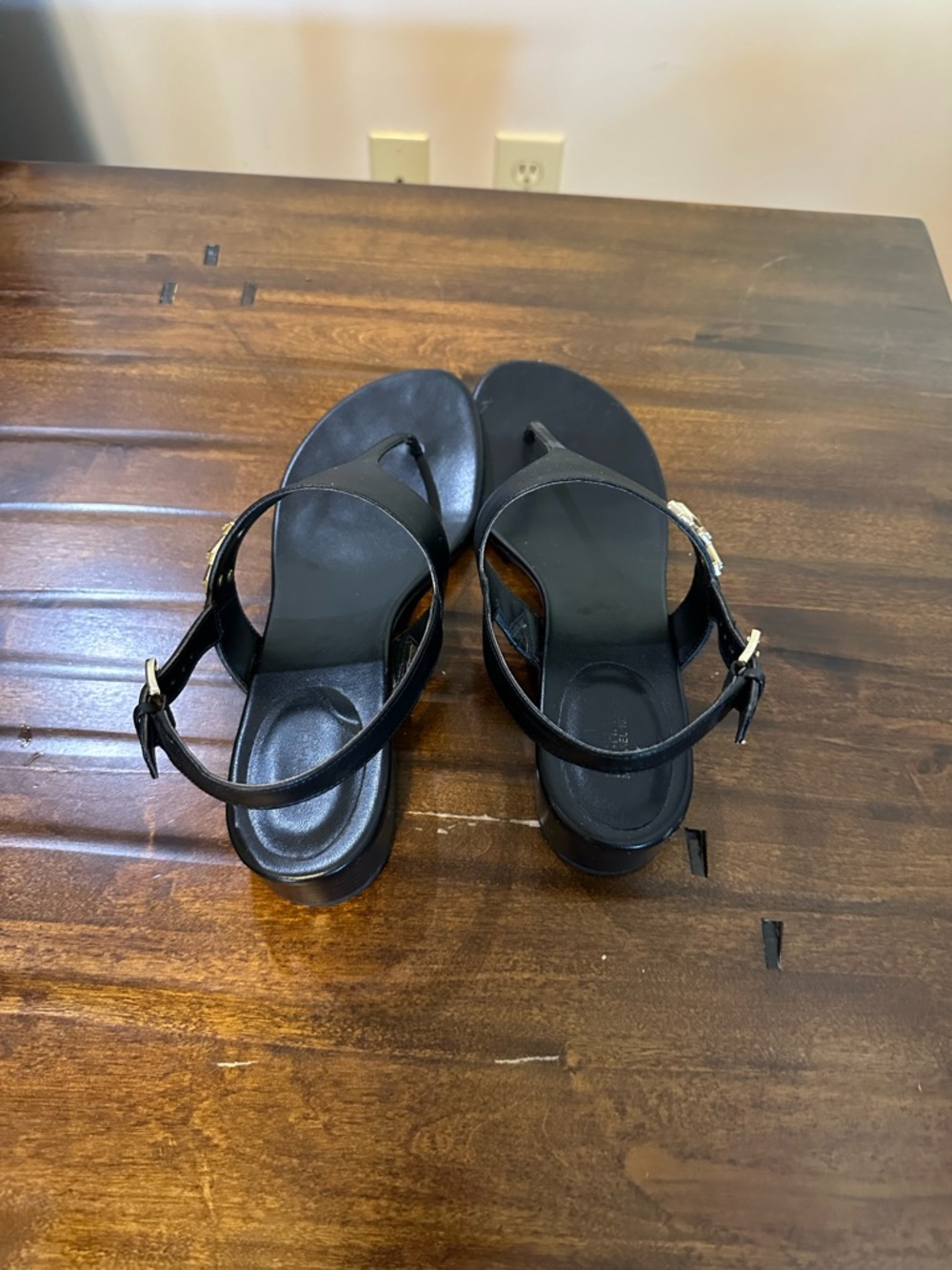 Michael Kors Black T-Strap Sandals with Gold Buckle - Picture 3 of 5